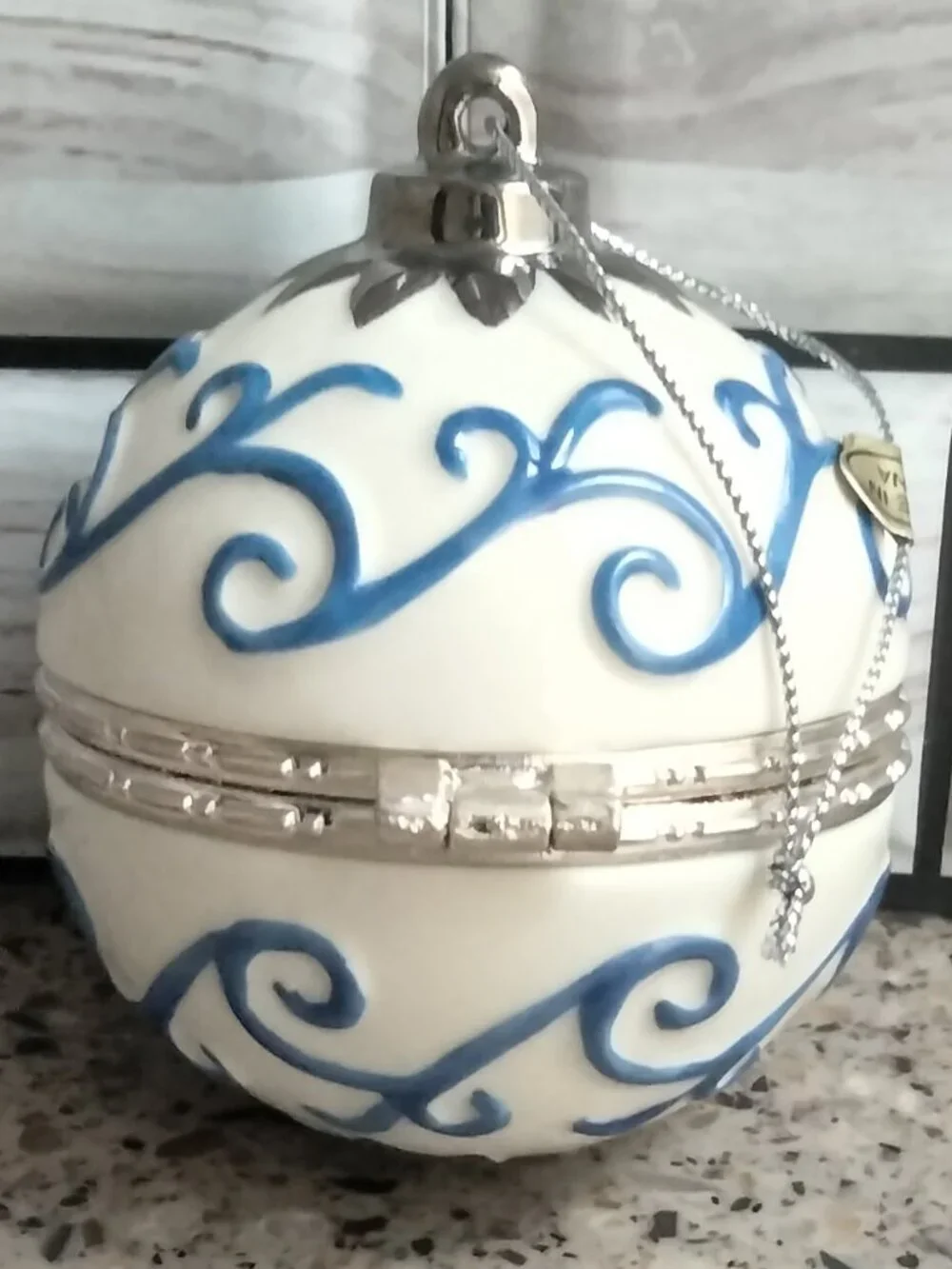 Porcelain Painted Jewelry / Trinket / Keepsake Box Ornament
